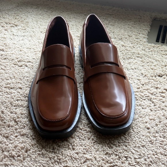 Everlane Shoes - Everlane Women's Brown Leather Loafers